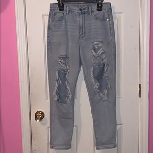American Eagle Mom Jeans